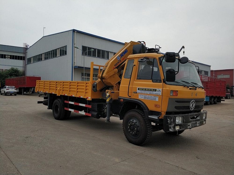 XCMG Official 8 ton Heavy Duty Crane SQ8ZK3Q Folding Arms Truck Crane For Sale